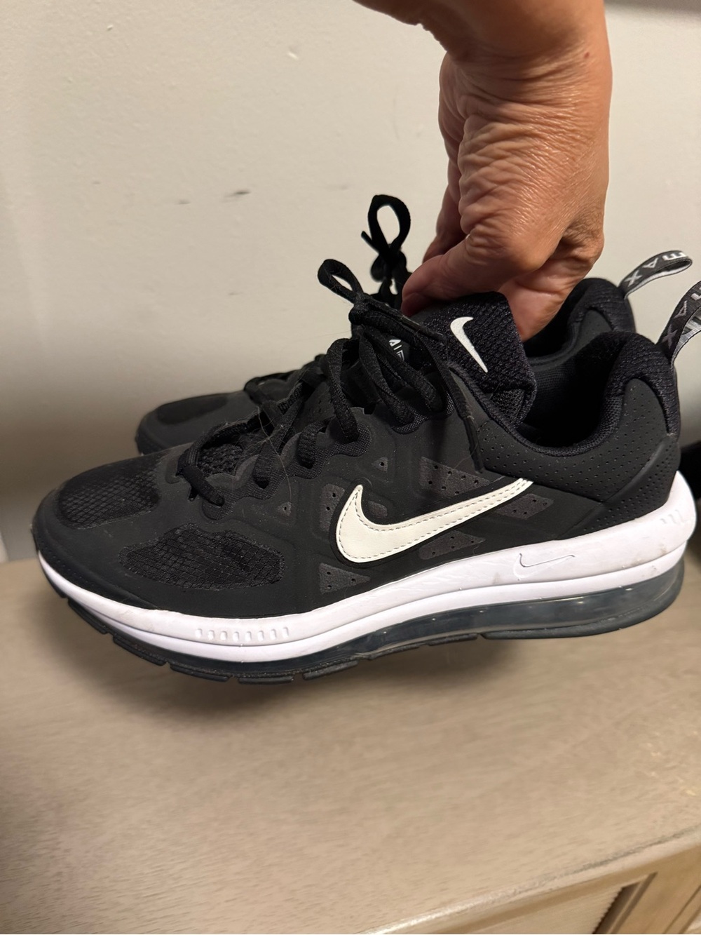 Nike Black and White Women's Sneakers